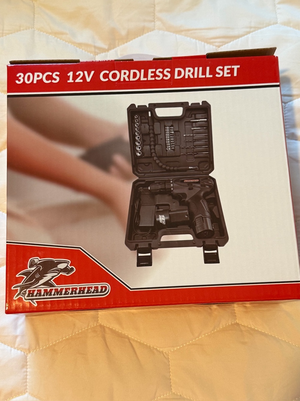 NEW Hammerhead 30pcs 12V Cordless Drill Set